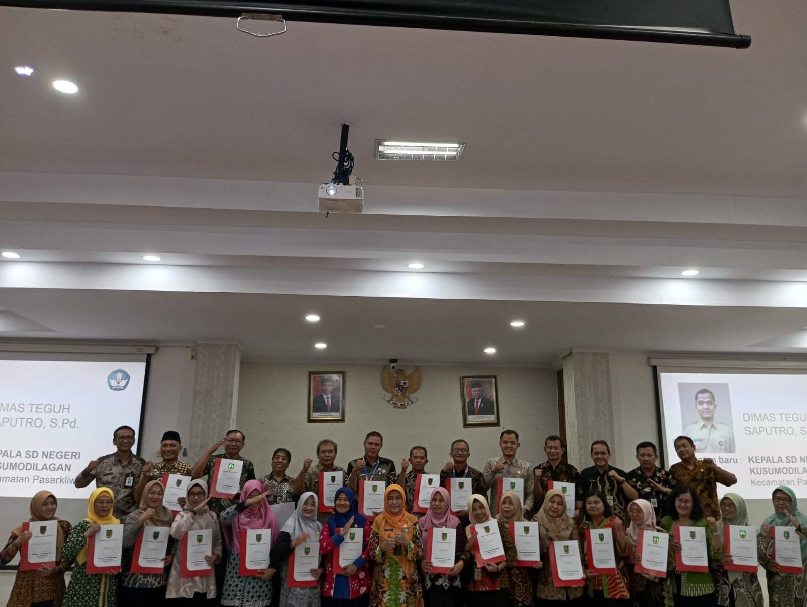 Penyerahan SK Kepsek SD & SMP Negeri 28 Juni 2024