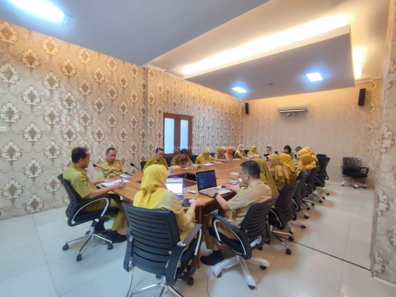 Rapat Koordinasi Re-grouping Sekolah