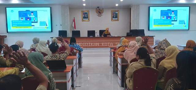Sosialisasi Manajemen E-Ijazah Jenjang SMP se-Kota Surakarta
