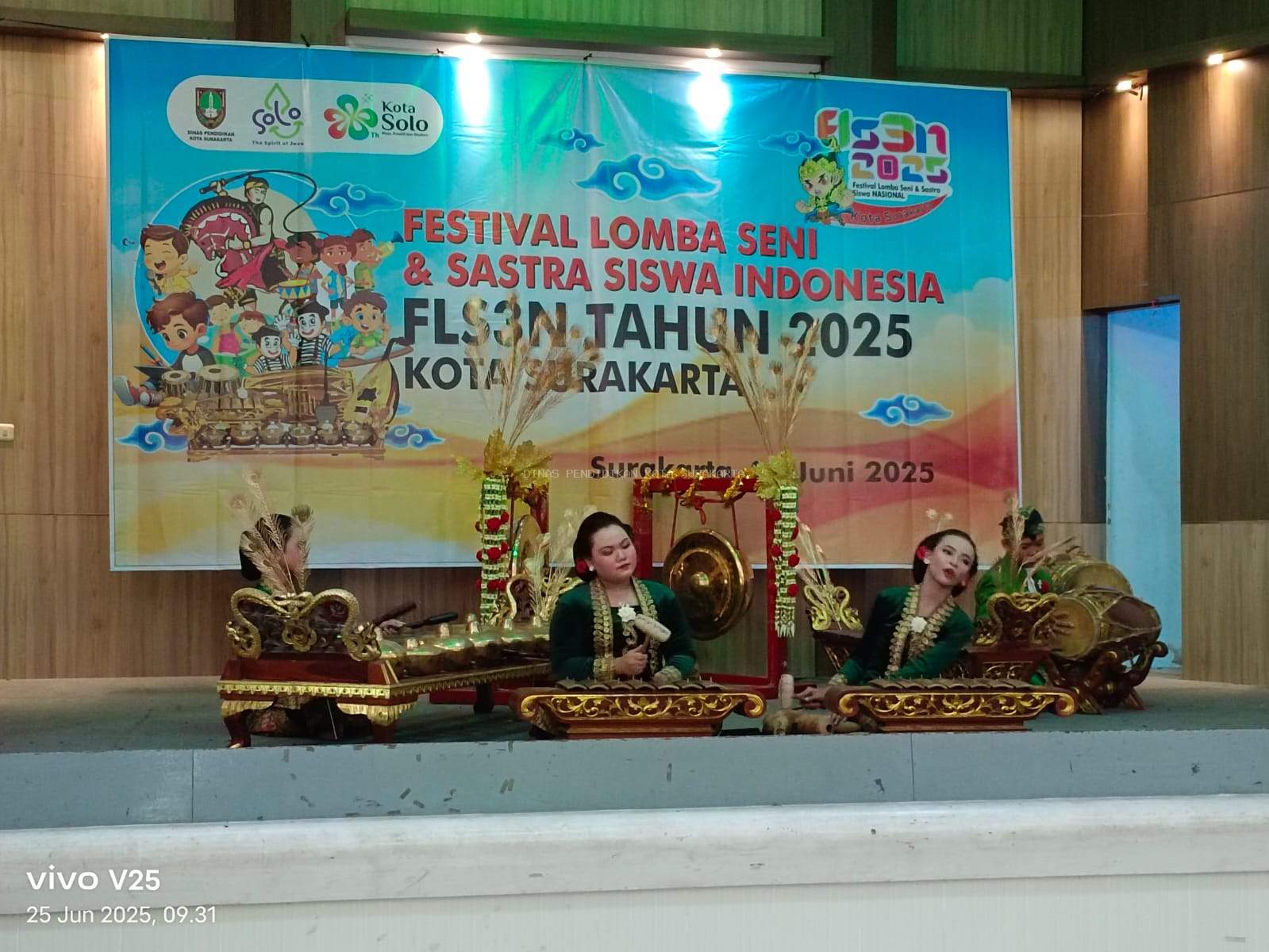 Festival Lomba Seni dan Sastra Siswa Nasional (FLS2N) Kota Surakarta Tahun 2025: Wadah Ekspresi dan Apresiasi Bakat Seni Siswa