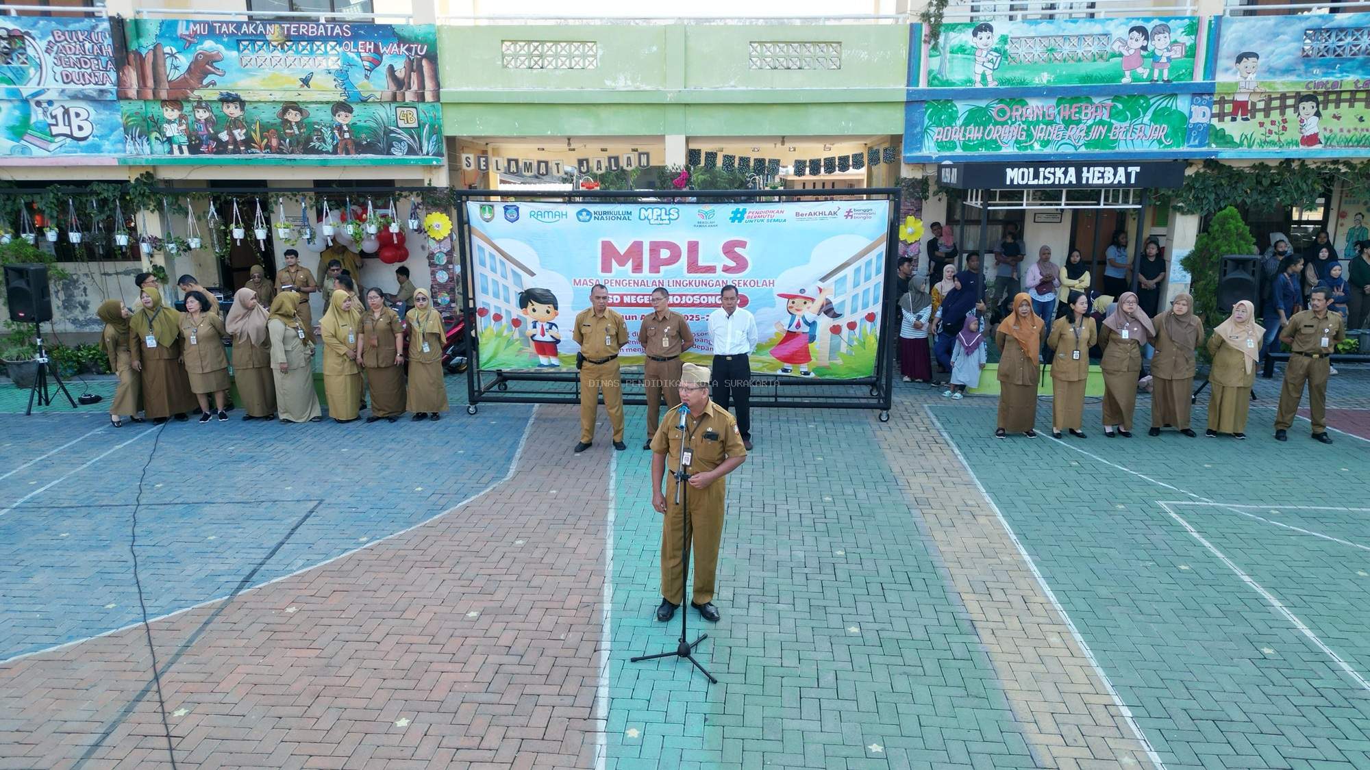 MPLS Ramah di SDN Mojosongo 5 Surakarta Resmi Dibuka, Apel Dipimpin Kepala Bidang Pendidikan Sekolah Dasar