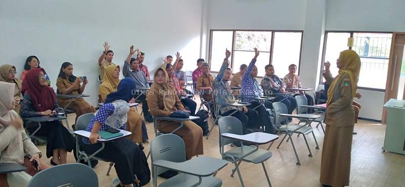 Dinas Pendidikan Kota Surakarta Gelar Pelatihan Koding dan Kecerdasan Artifisial (KKA) Batch 1 bagi Guru SD dan SMP